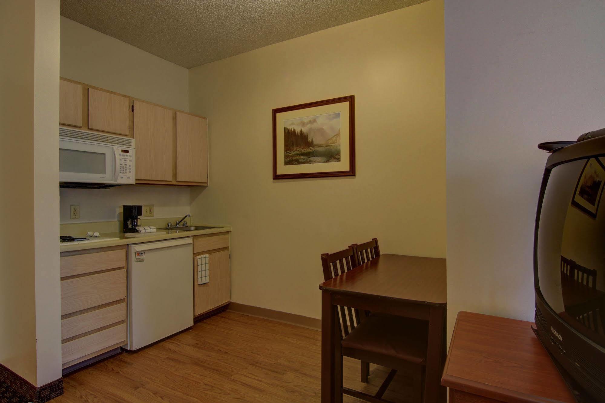 Intown Suites Extended Stay Atlanta Ga - ดุลูท ภายนอก รูปภาพ