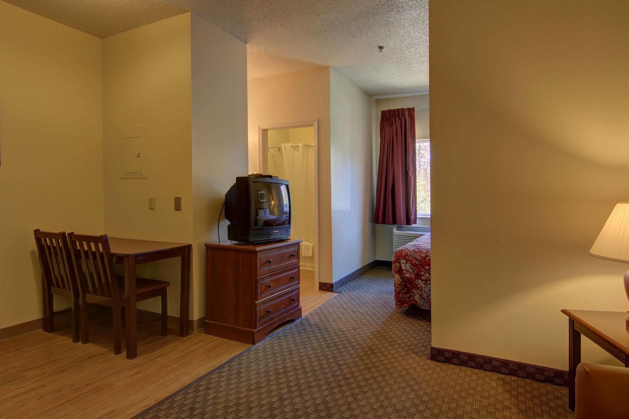 Intown Suites Extended Stay Atlanta Ga - ดุลูท ภายนอก รูปภาพ